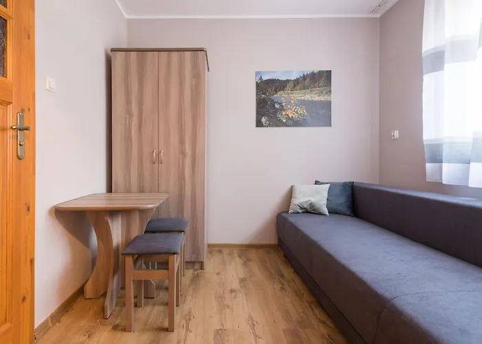 4 Pory Roku - Hotel *